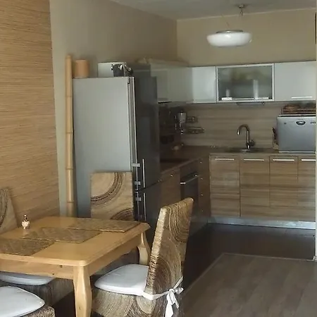 Apartment Zornitsa Perla 4 *